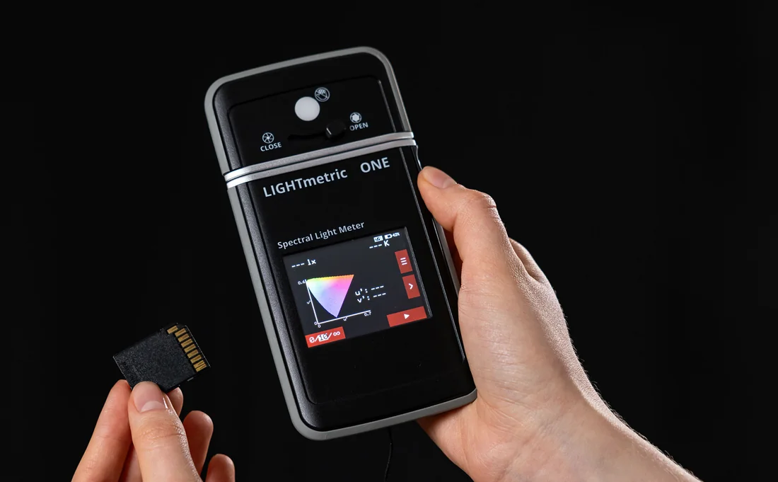 SD card slot of the LIGHTmetric ONE for storing and transferring measurement data