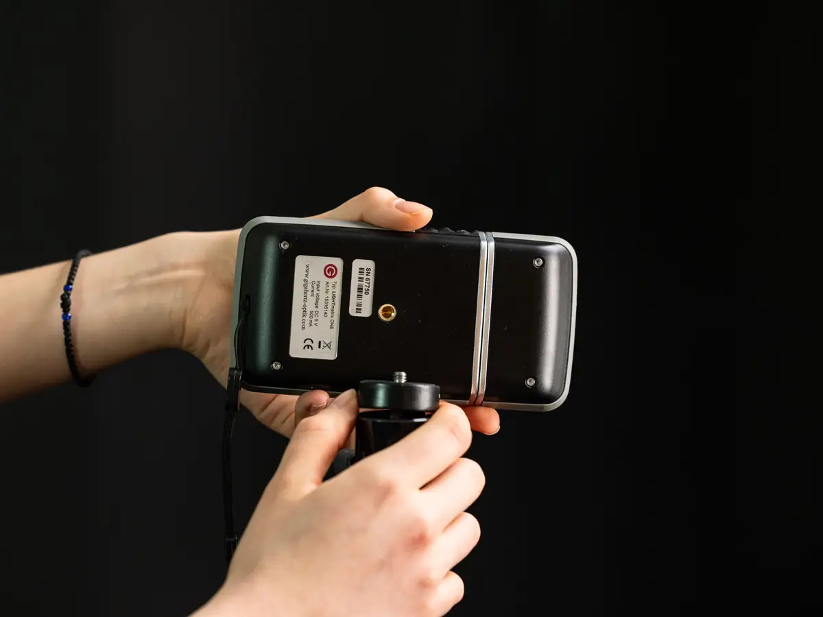 Tripod thread on the back of the LIGHTmetric ONE light meter